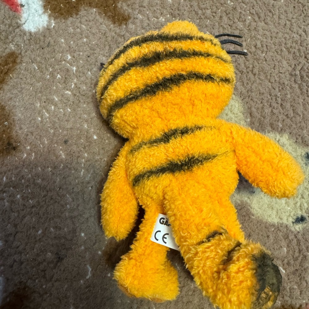 ‼️LAST CALL‼️ Orange Garfield Plush Toy- new without tags, about 8 inches, cute! - Picture 2 of 2